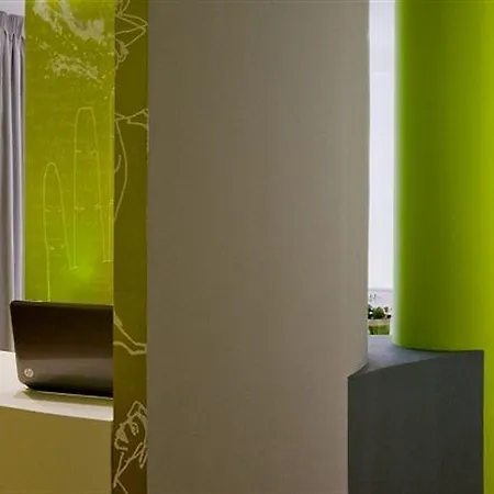 Alojamento de Acomodação e Pequeno-almoço Viasparano 4*